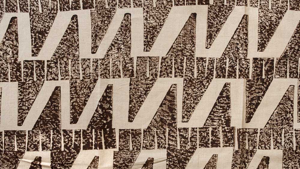Enid Marx, Ziggurat, 1933. Handblocked textile, Victoria and Albert Museum, © The Estate of Enid Marx.