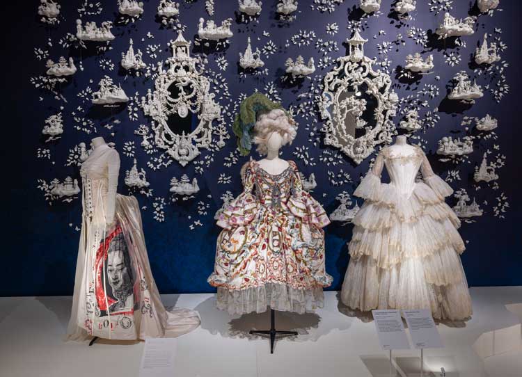 Marie Antoinette Style, installation view. © Victoria and Albert Museum, London.