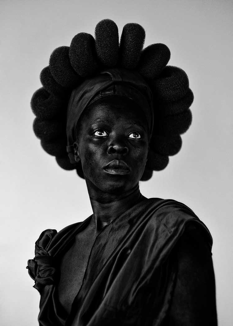Zanele Muholi. Ntozakhe II, Parktown, 2016. Photograph, gelatin silver print on paper, 100 x 72 cm. Courtesy of the Artist and Yancey Richardson, New York. © Zanele Muholi.