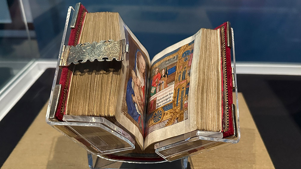 Prayer book made for Queen Joanna I of Castile, Bruges (modern-day Belgium),1486–1586. © British Library Board.