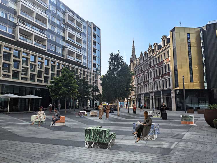 Sabine Marcelis, Swivel, 2022. Visual of site, Centre Point, St Giles Square, London. Courtesy of Studio Sabine Marcelis.