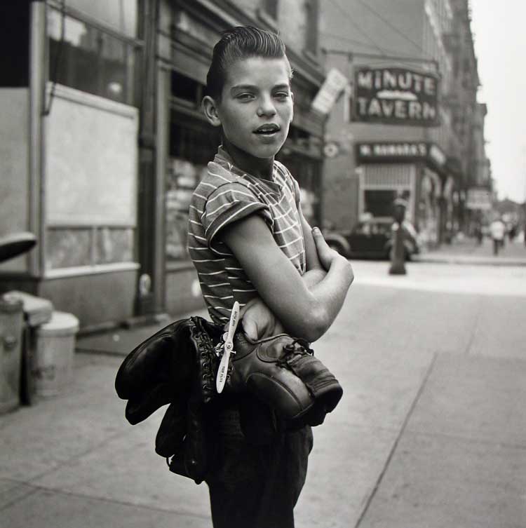 Vivian Maier, New York, September 3, 1954. © Estate of Vivian Maier, Courtesy of Maloof Collection and Howard Greenberg Gallery, NY.
