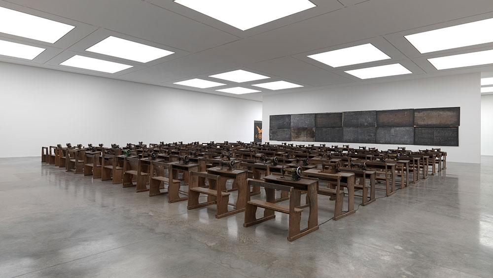 Ibrahim Mahama: Lazarus. White Cube Bermondsey, 15 September – 7 November 2021. © the artist. Photo © White Cube (Todd-White Art Photography).