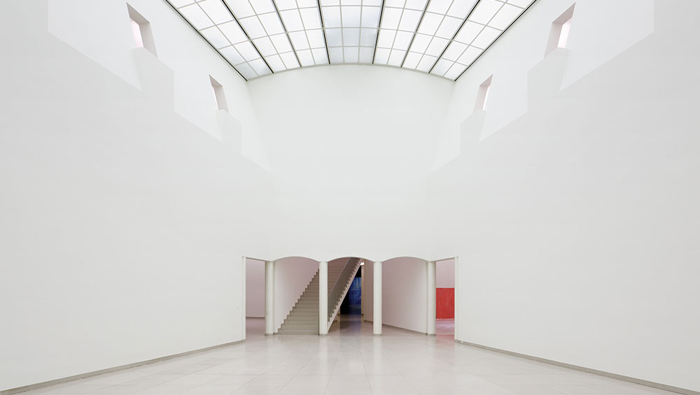 Ryan Gander, Looking for something that has already found you (The Invisible Push), 2019. Museum für Moderne Kunst (MMK). Photo: Axel Schneider.