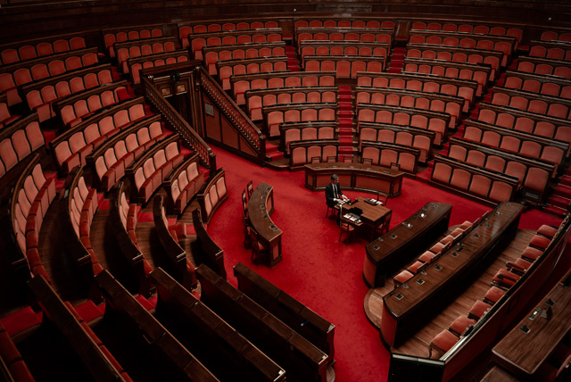Angelica Mesiti, ASSEMBLY, 2019 (production still) three-channel video installation in architectural amphitheater. HD video projections, colour, six-channel mono sound, 25 mins, dimensions variable. © Photograph: Bonnie Elliott. Commissioned by the Australia Council for the Arts on the occasion of the 58th International Art Exhibition–La Biennale di Venezia, courtesy of the artist and Anna Schwartz Gallery, Australia and Galerie Allen, Paris.