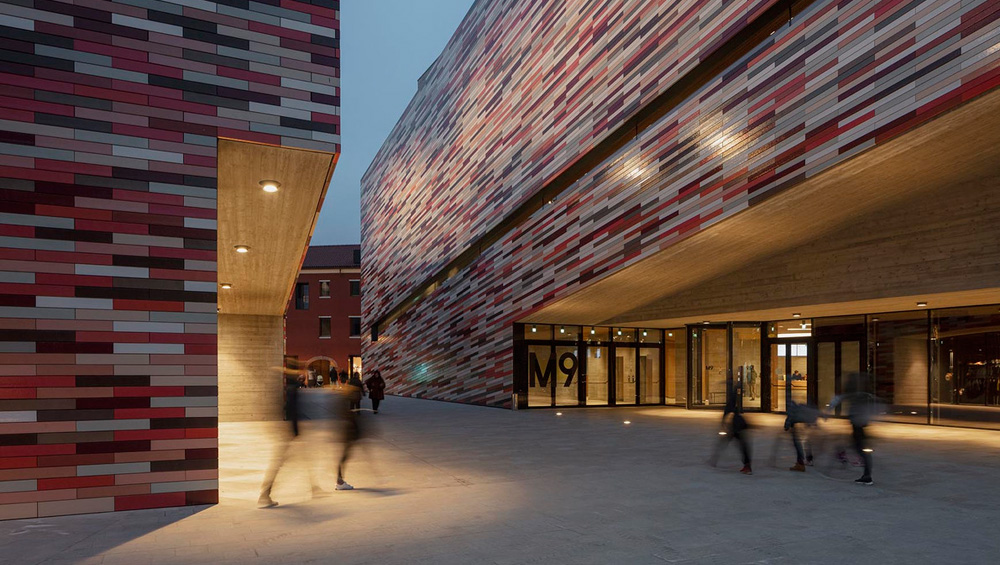 M9 Museum Building (right) and Administrative (left). Photo: Jan Bitter.