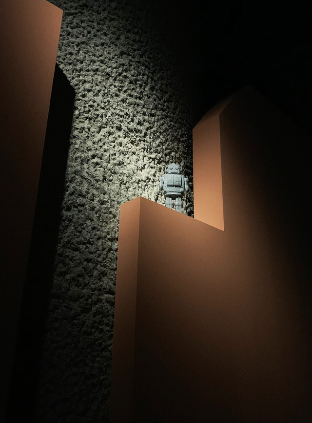 Daria Martin: Tonight the World, installation view, The Curve, Barbican Centre, London, 2019. Photo: Martin Kennedy.