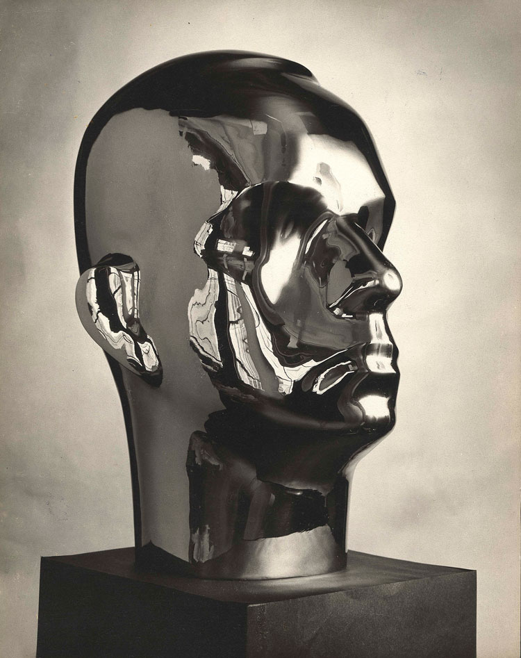 Isamu Noguchi, R. Buckminster Fuller, 1929. Bronze, chrome plate, 33.7 x 20 x 25.4 cm. Photo: FS Lincoln. The Noguchi Museum Archives, 01411. ©INFGM / ARS - DACS / Penn State University Libraries.