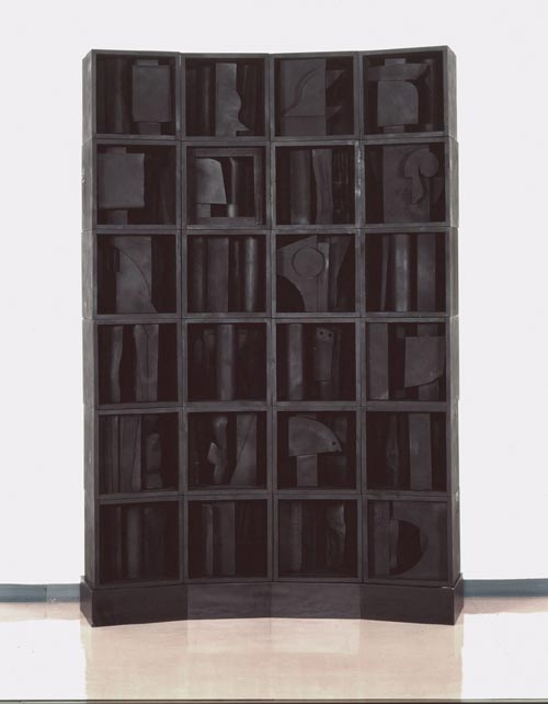 Louise Nevelson, Self-Portrait: Silent Music IV, 1964, wood painted black, 90 x 65 ½ x 18 in. (229 x 166.5 x 46 cm). Hyogo Prefectural Museum of Art, Japan. © Estate of Louise Nevelson / Artists Rights Society (ARS), New York.