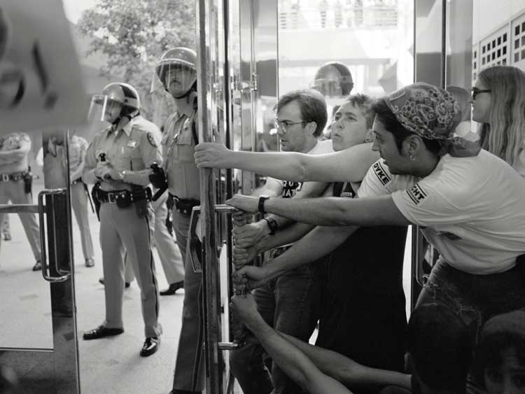 Catherine Opie, AB101 Demonstration, 1991. © Catherine Opie, courtesy Regen Projects, Los Angeles; Lehmann Maupin, New York, Hong Kong, London, and Seoul; Thomas Dane Gallery.