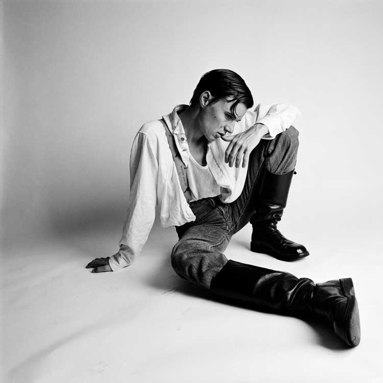 Catherine Opie, Angela (boots), 1992. © Catherine Opie, courtesy Regen Projects, Los Angeles; Lehmann Maupin, New York, Hong Kong, London, and Seoul; Thomas Dane Gallery.