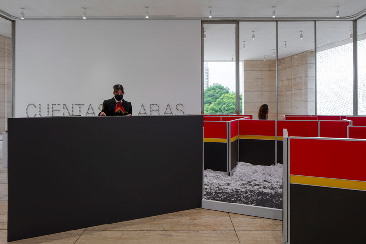 Amalia Pica, Bureaucratic Obstacle, Installation view, Museo Jumex, Mexico City, MX, 2023. © Amalia Pica. Courtesy of the artist; Herald St, London; and Museo Jumex, Mexico City. Photo: Ramiro Chaves.