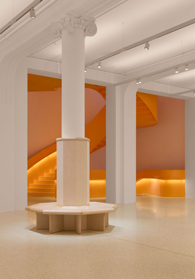 Main hall, PoMo, Trondheim 2025. © India Mahdavi, Paris / Erik Langdalen Arkitektkontor, Oslo. Photo: Valérie Sadoun.