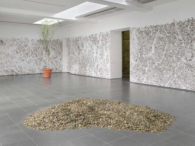 Giuseppe Penone, Thoughts in the Roots, 2025. Installation view, Serpentine South. © Photo: George Darrell. Courtesy Giuseppe Penone and Serpentine.