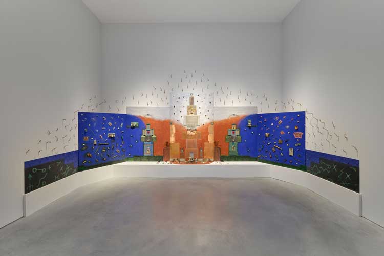 Betys Saar. Mojotech, 1987. Altar installation. Courtesy of the artist and Roberts Projects, Los Angeles, California. Photo: Paul Salveson.