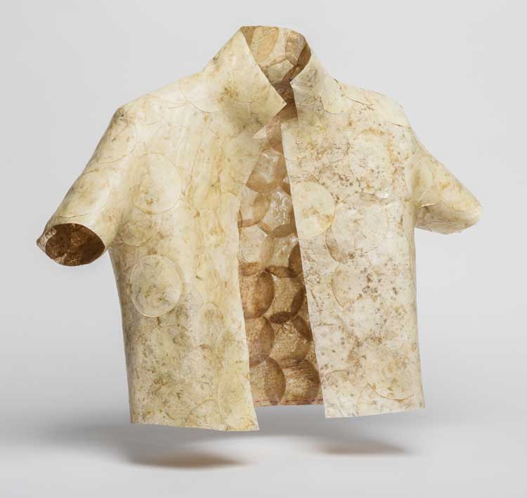 MycoTEX seamless jacket, 2018, Aniela Hoitink. 100% Mycelium. Photo: Jeroen Dietz.
