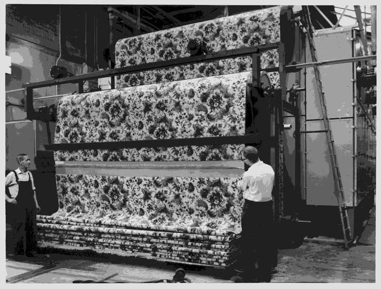 Carpet manufacturing at James Templeton & Co Ltd, Glasgow.
