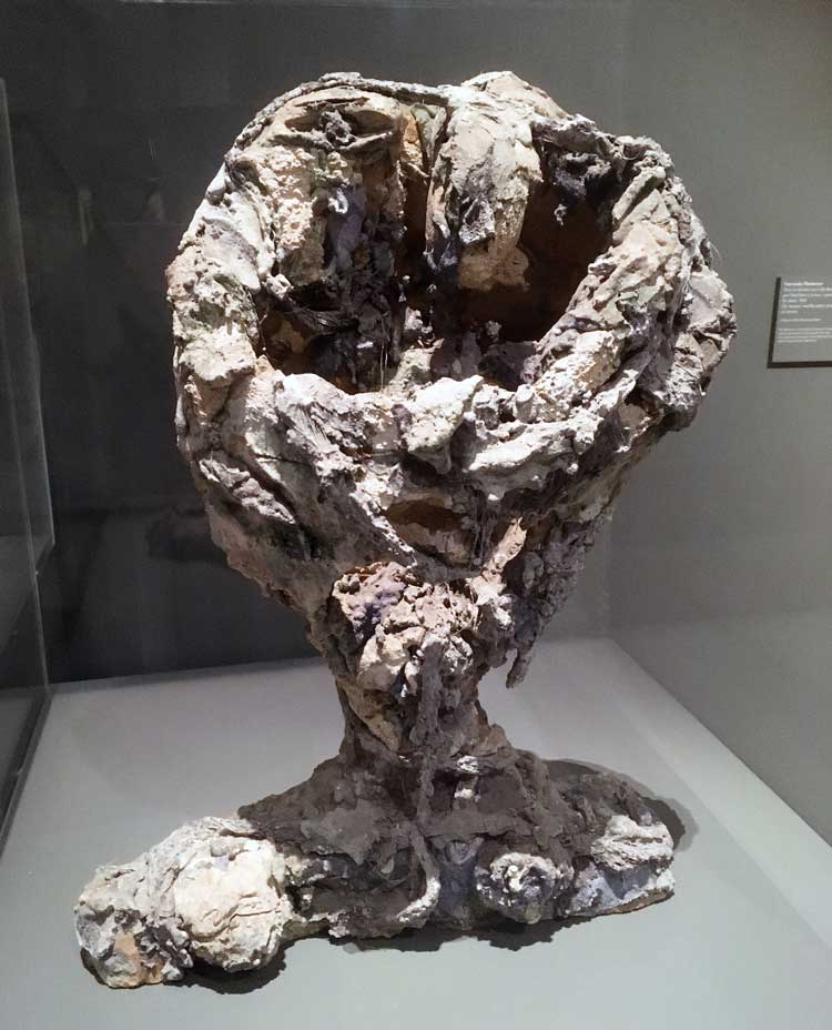 Installation view, Peter King, Untitled (Head), c1957. Photo: Veronica Simpson.