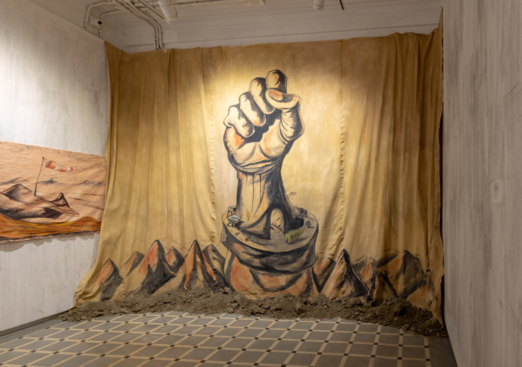 Prabhakar Pachpute. A march against the lie (IA), 2020. Acrylic and Multani clay on canvas, soil, 121 x 183 in. Photo: Experimenter, Kolkata. Courtesy the artist and Experimenter, Kolkata.