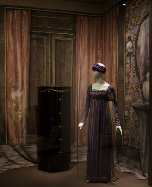 ‘1811’ Evening Gown worn by Denise Poiret, 1907. Pink and purple striped silk and purple chiffon with gold lace trim. Courtesy of Musée de la Mode et du Textile. Photograph courtesy of Anna Marie Kellen