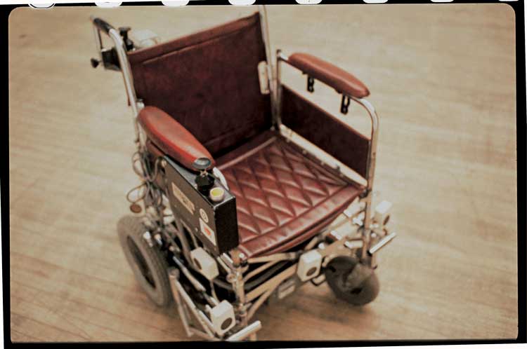 Donald Rodney, Psalms, 1997. Motorised wheelchair, computer, proximity sensors. Courtesy the Estate of Donald Rodney and Tate.