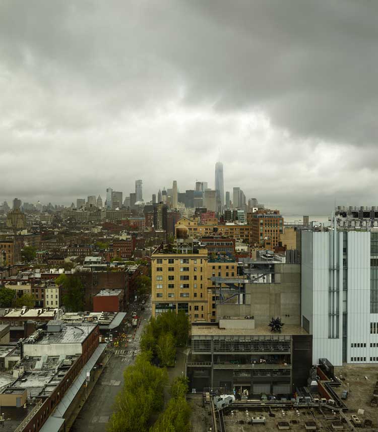 John Riddy, New York (Black Star 4), 2016. Archival pigment print, 112 x 98 cm. © John Riddy, courtesy Frith Street Gallery.