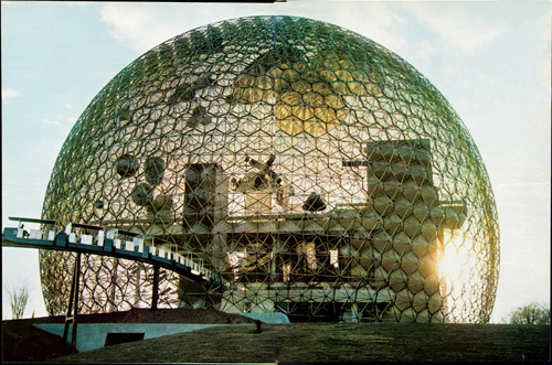 Richard Buckminster Fuller. US Pavilion for Expo 67, 1967.
Commissioned by the United States Information Agency for the Montreal World Fair. Courtesy The Estate of R. Buckminster Fuller.