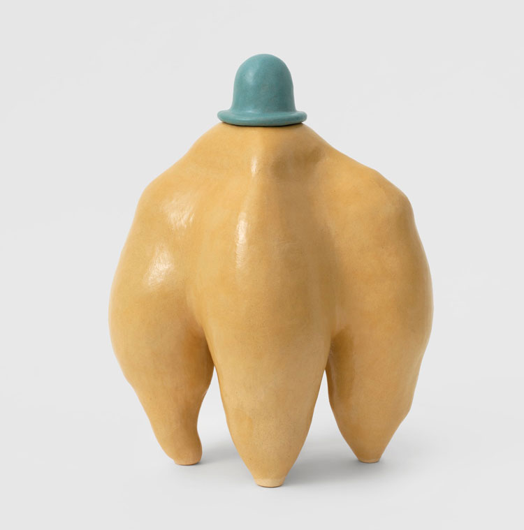 Renee So, Fingered Lemon Snuff Bottle, 2024. Glazed stoneware, 41 x 31 x 22 cm. Courtesy the artist and Kate MacGarry. Photo: Ben Westoby.