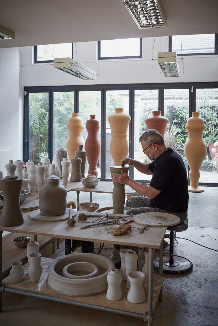 Julian Stair making Cinerary Jars. Photo: Jan Baldwin.
