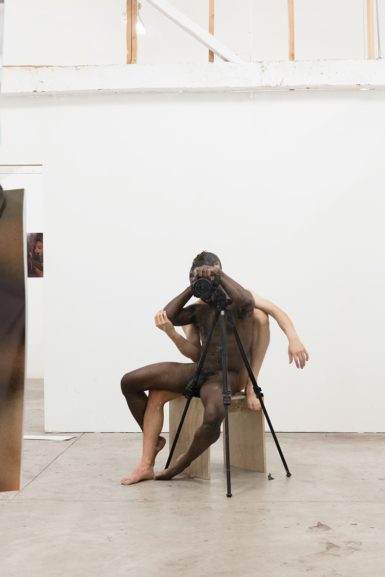 Paul Mpagi Sepuya, Figure (0X5A9351), 2018. Archival pigment print, 191 x 127 cm (75 1/4 x 50 in). © the artist. Courtesy the artist, Modern Art, London & Team Gallery, New York.