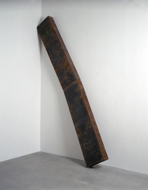 Richard Serra. Back to Back, 1987. Hot rolled steel, 340.4 x 216.5 x 39.4 cm. Courtesy of Gagosian Gallery © Richard Serra