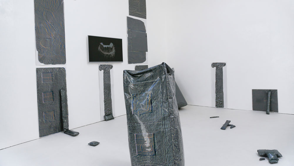 Susannah Stark. North East Wis-Dom, 2016. Installation view. Digital print, primed canvas, thread, foamboard, cotton, polystyrene, HD video, HD monitor, vinyl flooring.