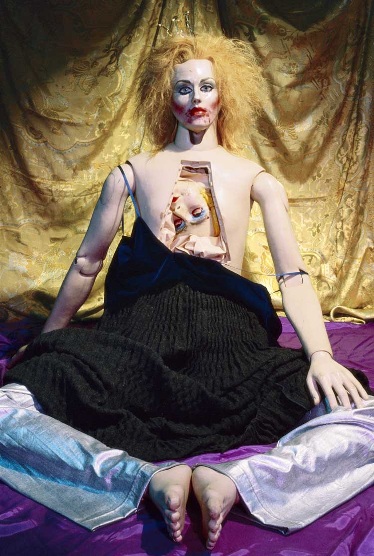 Cindy Sherman. Untitled #302, 1994 Chromogenic Color Print. © Cindy Sherman. Courtesy the Artist and Hauser & Wirth.