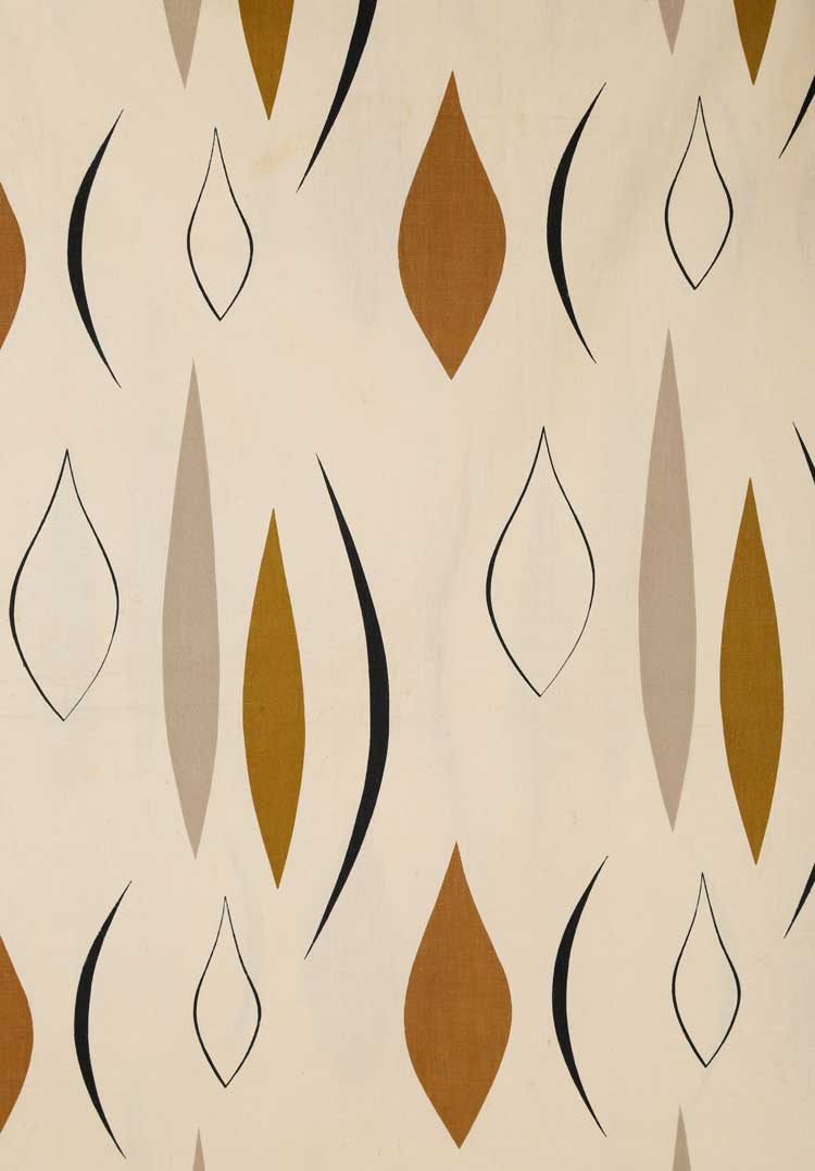 Paule Vézelay. Crescents textile design, 1956. Photograph, Estate of Paule Vézelay.