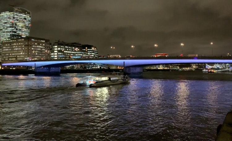 Leo Villareal, Illuminated River (London Bridge), London 2019. Photo: Martin Kennedy.