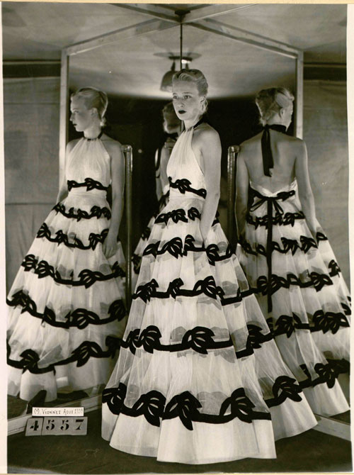 Photo courtesy of Union Francaise des Arts du Costume from Madeleine Vionnet by Pamela Golbin, Rizzoli 2009.