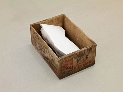 Danh Vō. Lick me, lick me, 2015. Marble torso of Apollo, Roman workshop, 1st-2nd century AD; wood; nails 21 x 32.1 x 48.5 cm. Courtesy the Artist and Marian Goodman Gallery. Copyright Danh Vō.