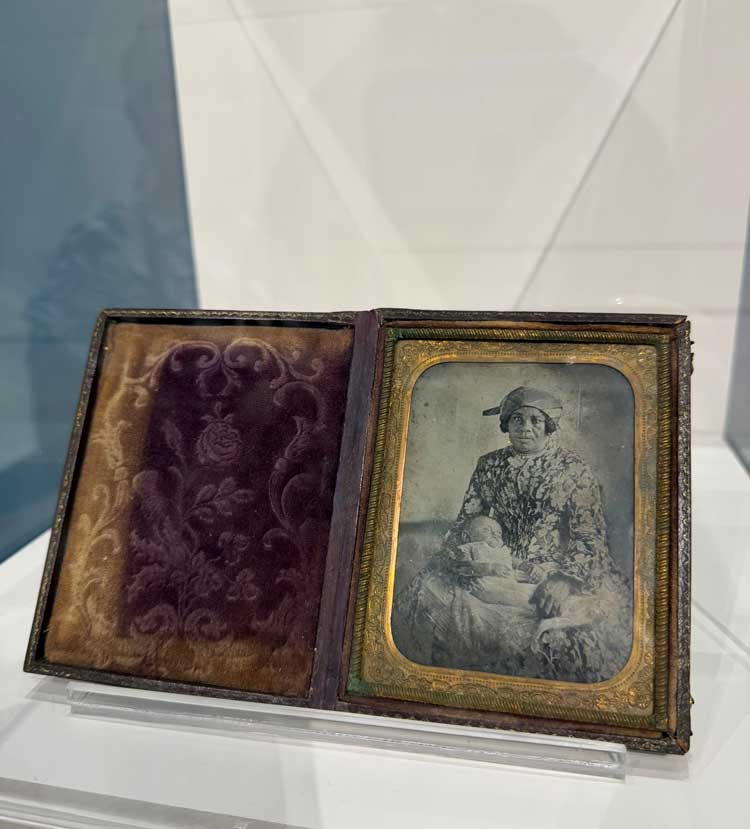 Ambrotype portrait of Harriet Thomas Weekes with Eva Douglas Richards, 1858. Gift of Beatrice Sinckler to the Barbados Museum & Historical Society.