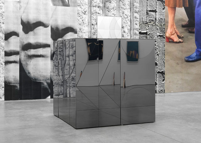 Claudia Wieser: Chapter. Installation view. Courtesy of the artist and Marianne Boesky Gallery, New York and Aspen. © Claudia Wieser. Photograph: Jens Wiehe.