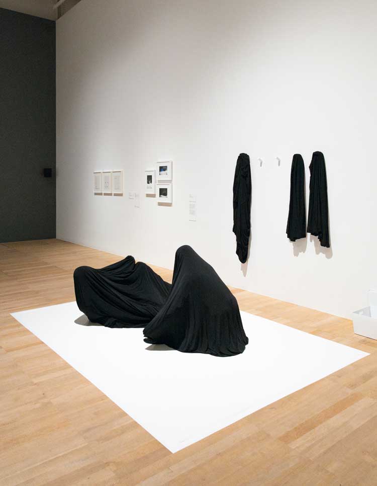 Yoko Ono, Bag Piece, 1964, installation view, Yoko Ono: Music of the Mind, Tate Modern, London, 2024. Photo: © Tate/Lucy Green.