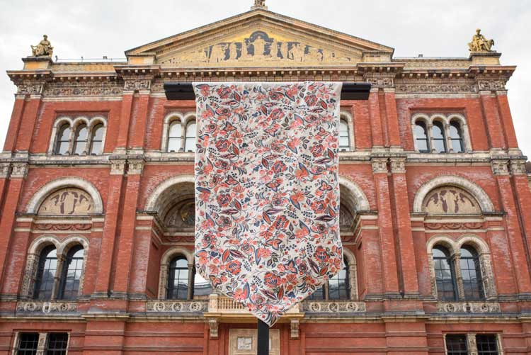 Osman Yousefzada, Intervention 3, installation view, What Is Seen And What Is Not, V&A Museum, London, 2022. Photo: Victoria and Albert Museum, London.